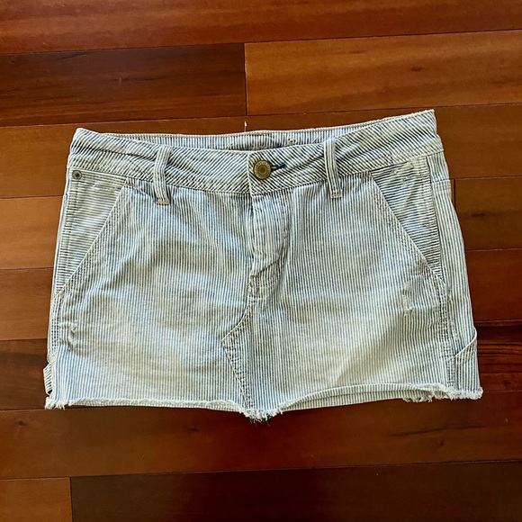 American Eagle Outfitters Dresses & Skirts - [American Eagle] Seersucker Denim Mini Skirt